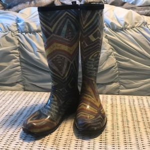 Rain boots size 6.5